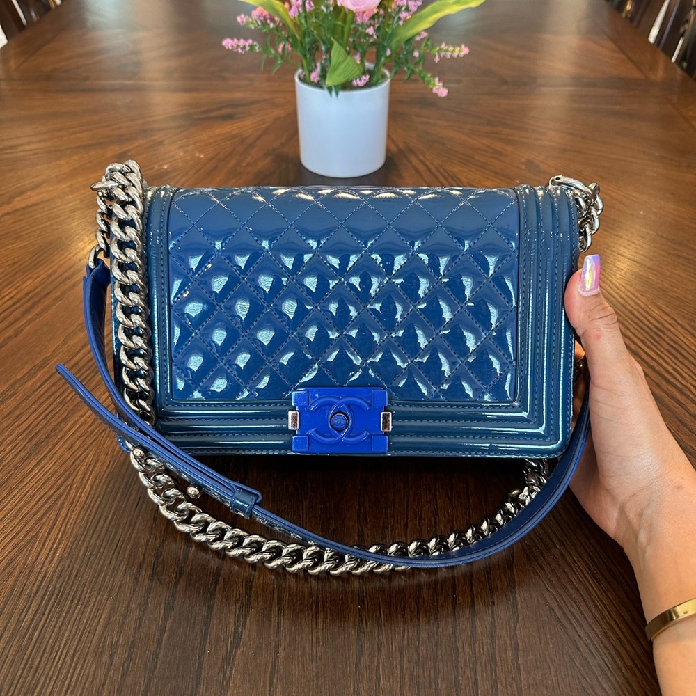 💗SOLD 💗 Patent Calfskin Quilted Medium Plexiglass Boy Flap Blue